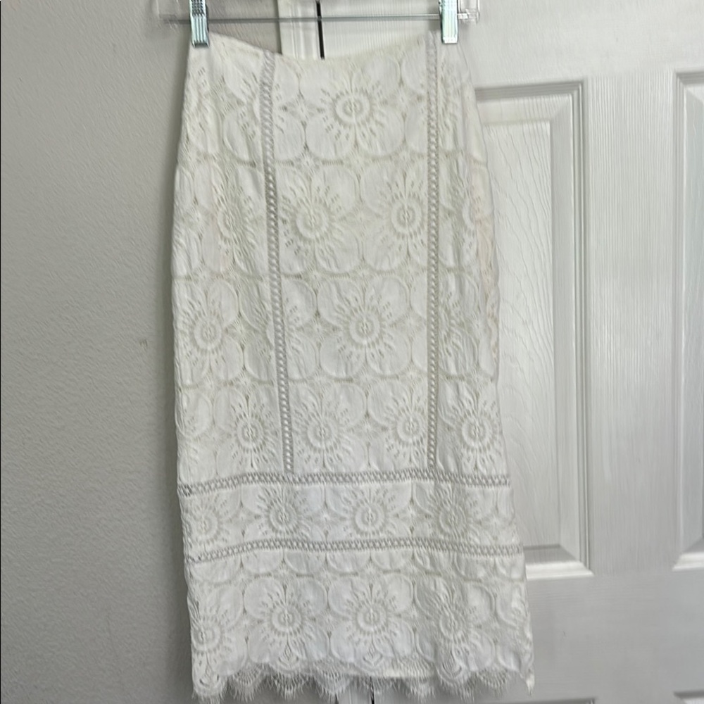 Banana Republic Cream Embellished Midi Pencil Skirt Resort Wear